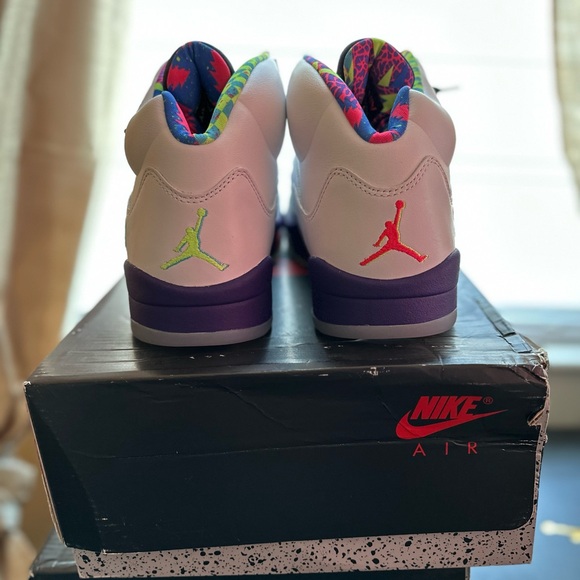 Air Jordan Retro 5 - Picture 2 of 3
